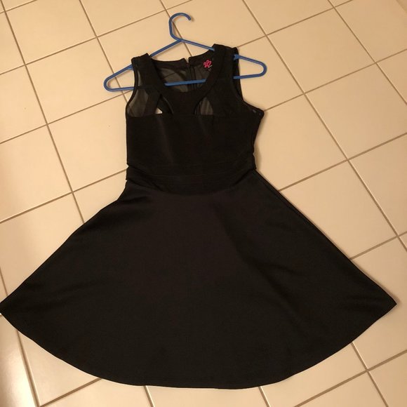 2B Bebe Dress - Picture 1 of 7